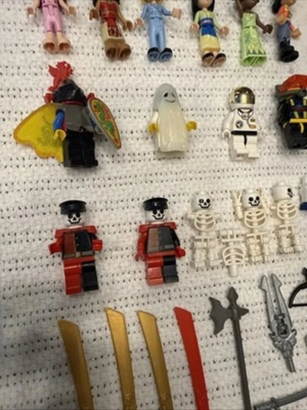 Lot Of Assorted LEGO Minifigures Minidolls Horses Body Parts Accessories